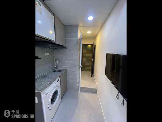 Causeway Bay - 57, King's Road 01