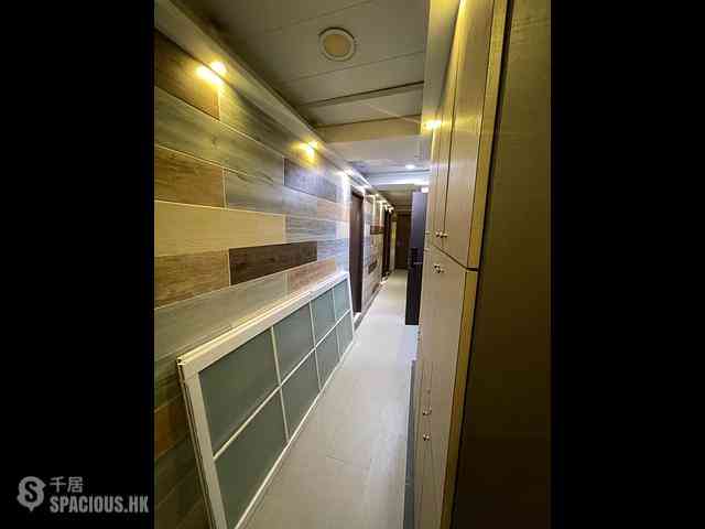 Causeway Bay - 57, King's Road 12