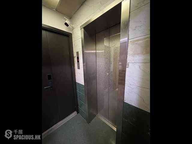 Causeway Bay - 57, King's Road 13