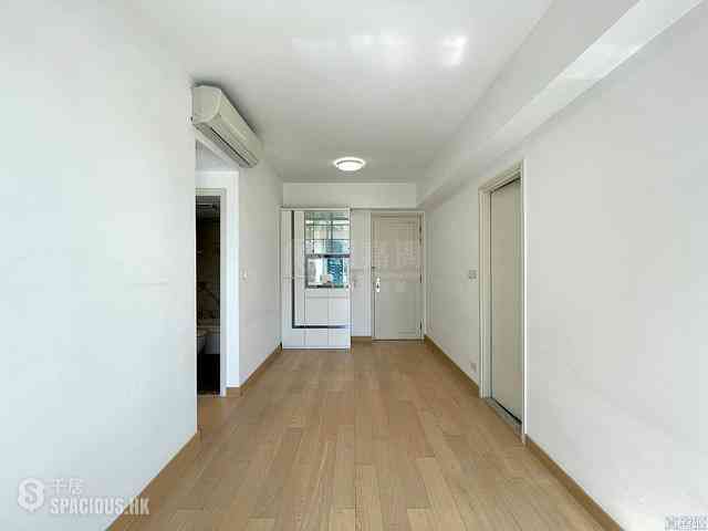 Tseung Kwan O - Monterey Block 5 03