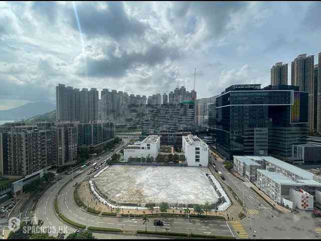 Tseung Kwan O - The Wings IIIB 01