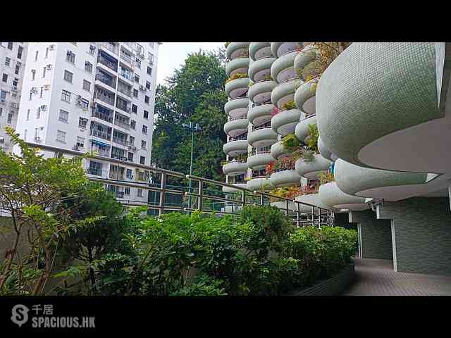 Pok Fu Lam - Greenery Garden Block B 02