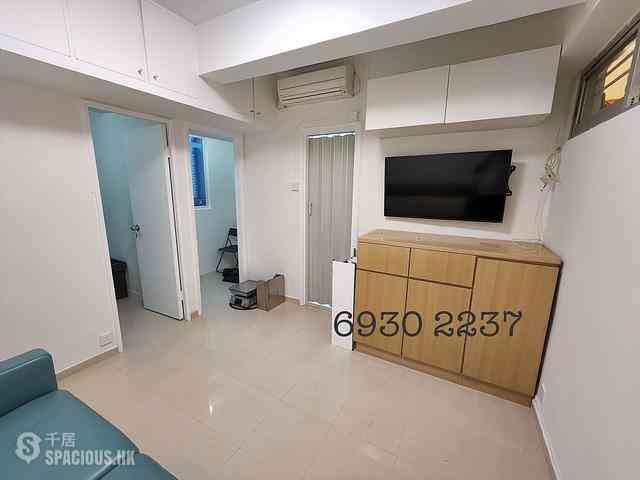 Central - 84, Hollywood Road 01