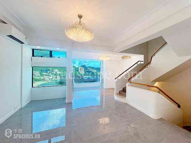 Repulse Bay - The Beachfront 01