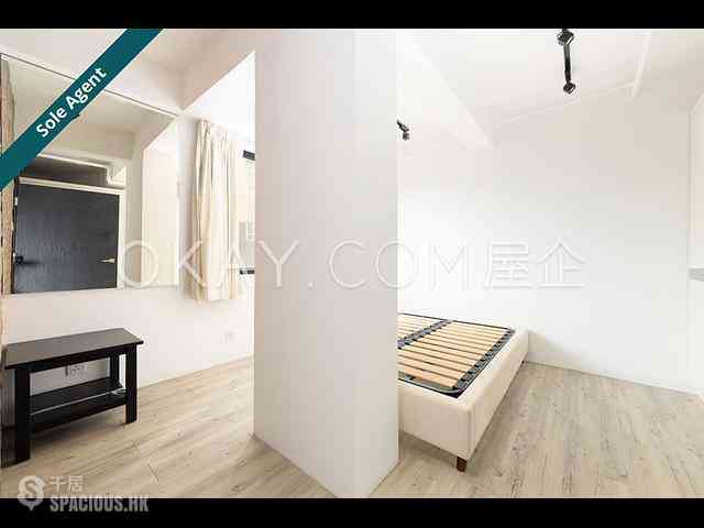 Kennedy Town - Cheong Kat Mansion 19
