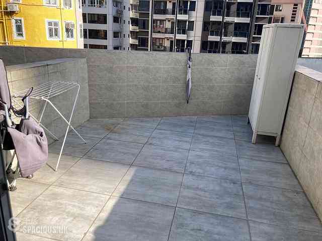 Wan Chai - Senior Building 03