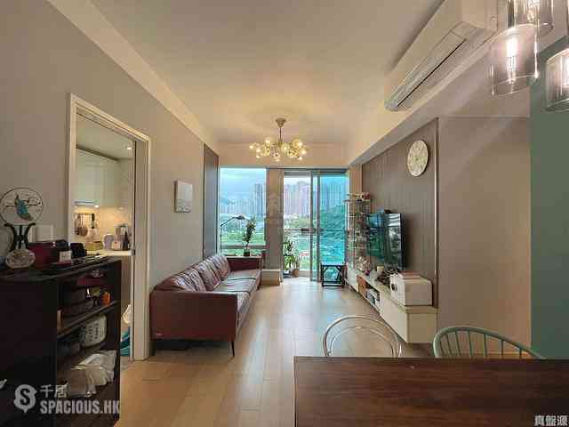 Tseung Kwan O - Savannah Block 1 03