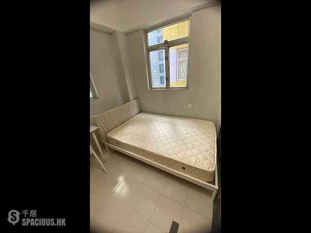Wan Chai - On On Mansion 01