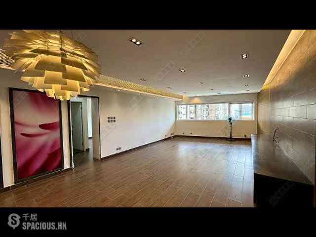 Braemar Hill - Hilltop Mansion 01