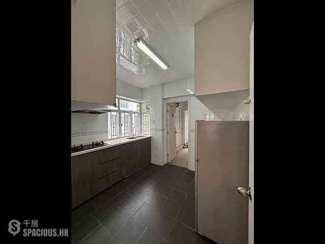 Stubbs Road - Evergreen Villa Block E 05