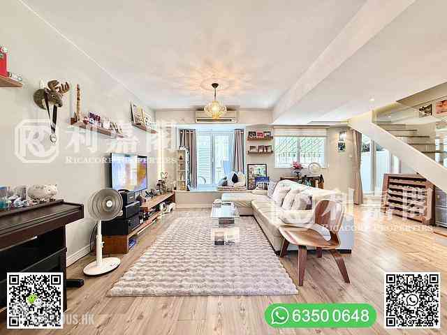 Clear Water Bay - Hiram's Villa 01