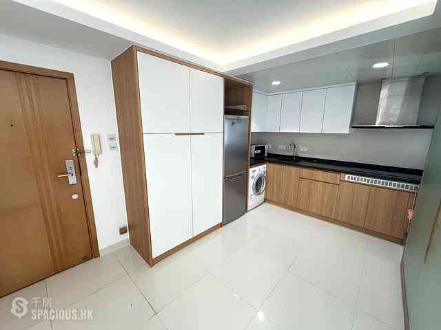 Tai Koo Shing - Tai Koo Shing Sing Fai Terrace Hoi Sing Mansion 03