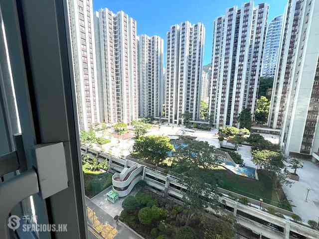 Tai Koo Shing - Tai Koo Shing Sing Fai Terrace Hoi Sing Mansion 06