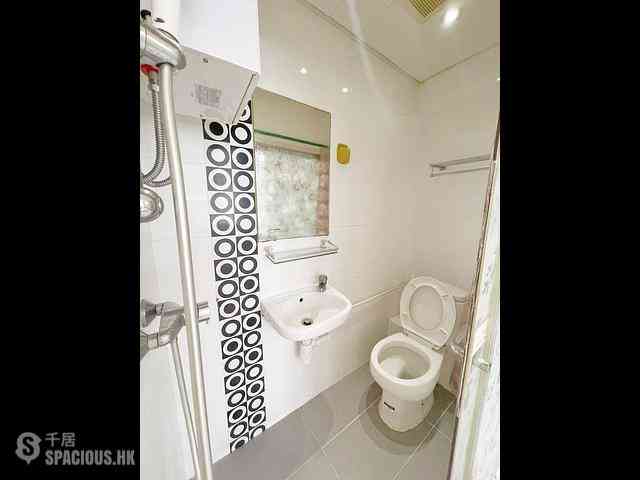 Tsim Sha Tsui - 9-11A, Lock Road 04