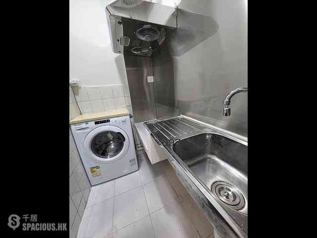 Central - 84, Hollywood Road 02