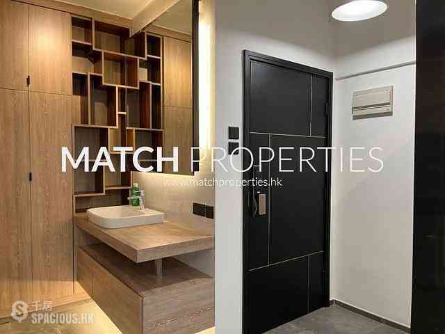Kennedy Town - Luen Tak Apartments 07