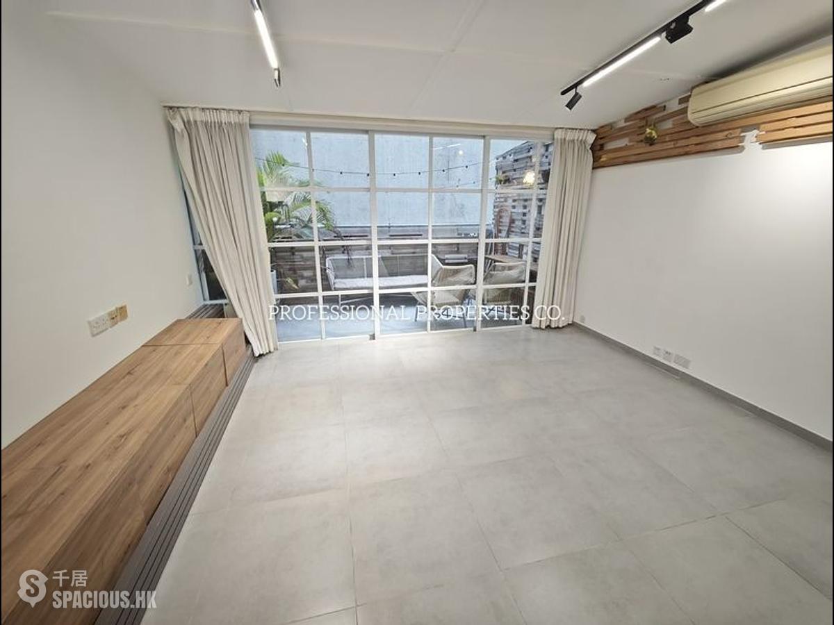 Tai Hang - Carnation Court 01