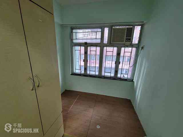 Sheung Wan - 66-68, Queen's Road West 05