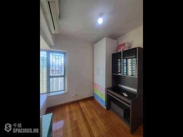 Tai Kok Tsui - Park Avenue Central Park Block 2 06