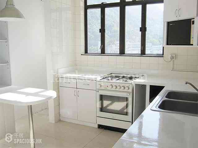 Pok Fu Lam - Four Winds Apartment 09