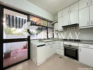 Repulse Bay - Burnside Estate 12