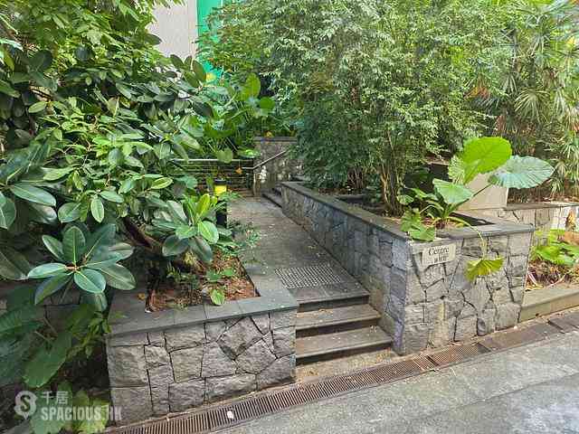Sai Ying Pun - College View Mansion 01