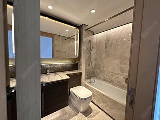 Wong Chuk Hang - The Southside Phase 2 La Marina Tower 1A 05