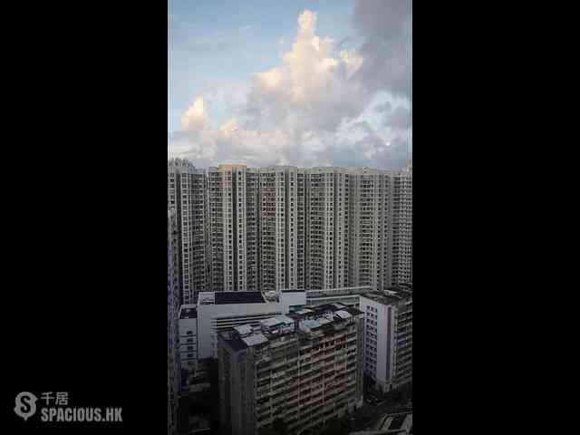 Quarry Bay - Parkvale Tower 1 Cheung Pak Mansion 03