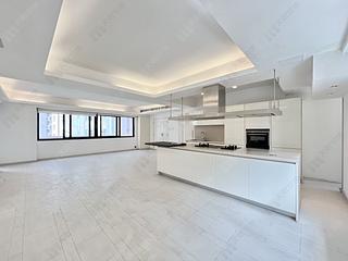 Wan Chai - Suncrest Tower 02