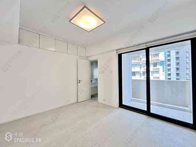 Wan Chai - Suncrest Tower 06