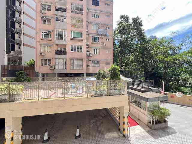 Wan Chai - Suncrest Tower 19