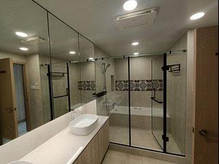 Mid Levels Central - Clovelly Court 18