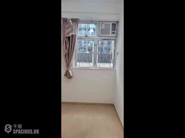 Quarry Bay - Lai Wah Mansion 02