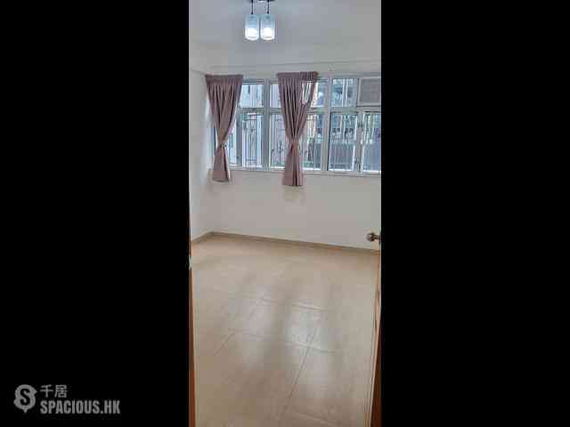 Quarry Bay - Lai Wah Mansion 04