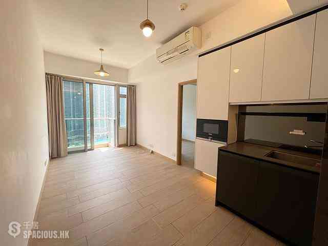 Tung Chung - Century Link Phase 1 Tower 6B 05