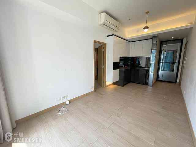 Tung Chung - Century Link Phase 1 Tower 6B 04
