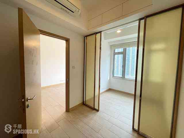 Tung Chung - Century Link Phase 1 Tower 6B 02