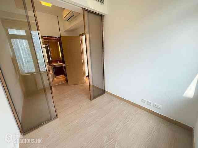 Tung Chung - Century Link Phase 1 Tower 6B 03