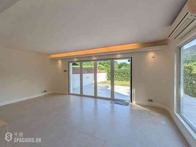 Sai Kung - Venice Villa 02