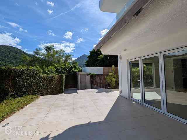 Sai Kung - Venice Villa 09