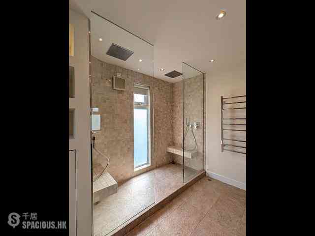 Sai Kung - Venice Villa 24