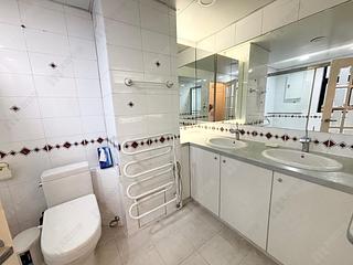 Mid Levels Central - Clovelly Court Block 1 12
