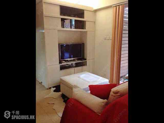 Sai Ying Pun - Fung Shing Building 05