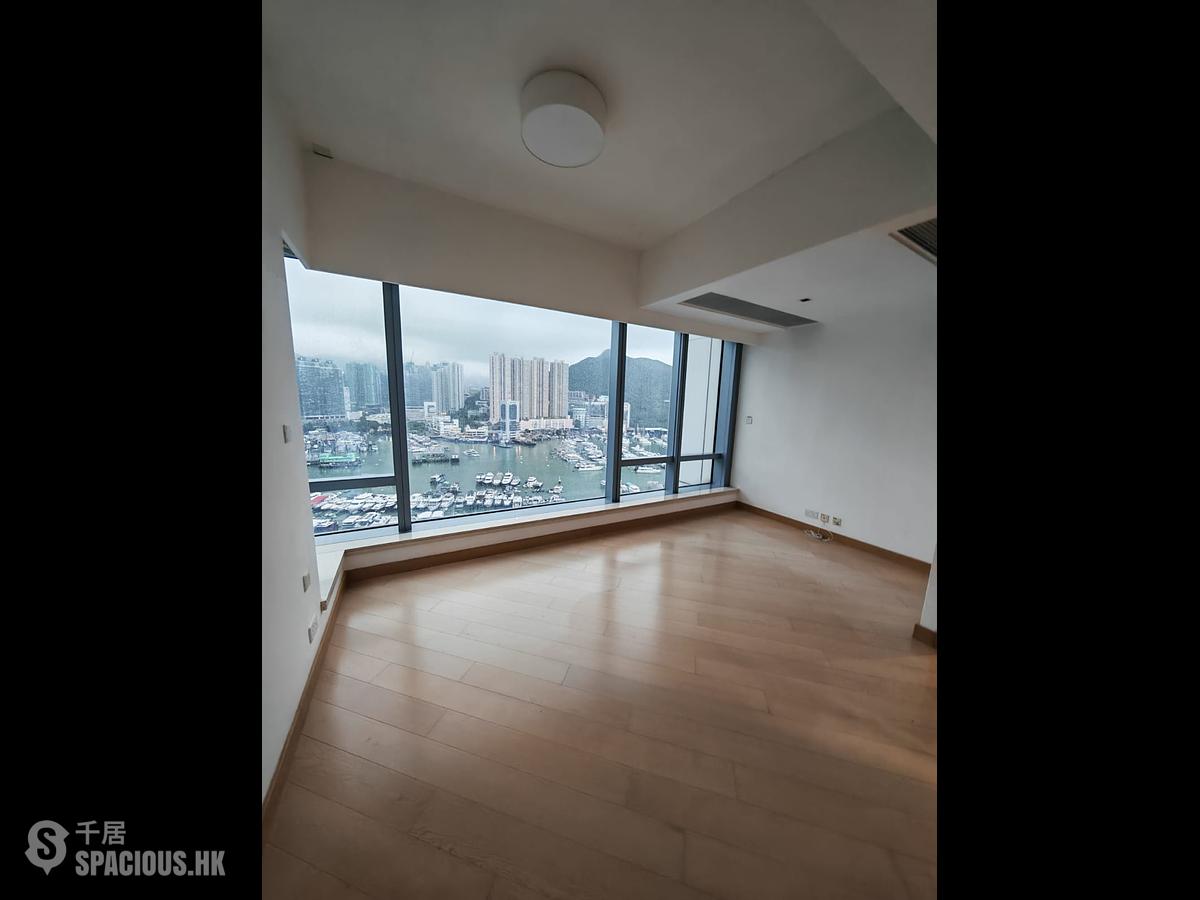 Ap Lei Chau - Larvotto 01