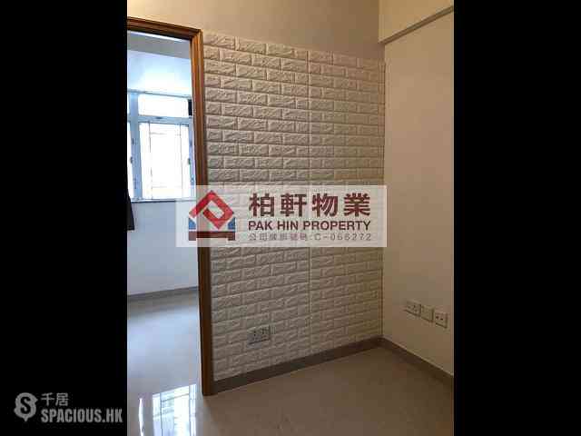 Quarry Bay - Tak Lee Building 02