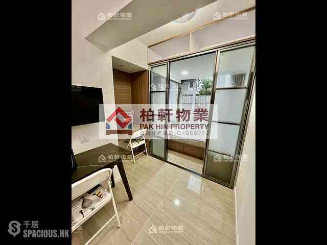 Quarry Bay - Mansion Building 01