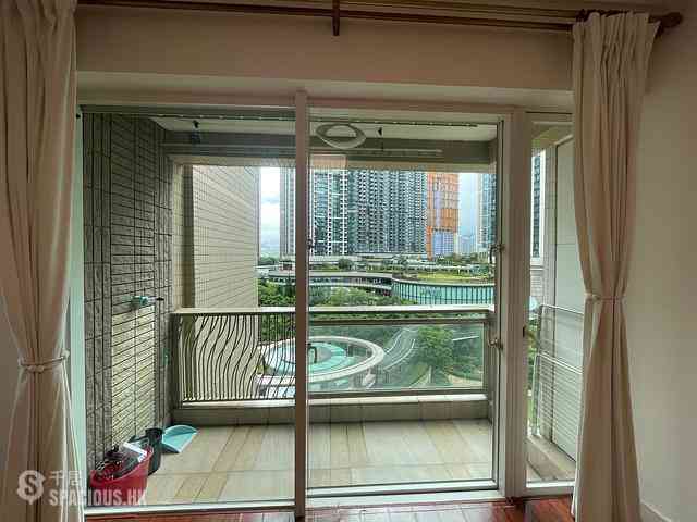Lohas Park - Lohas Park Phase 2B Le Prime Block 6 02