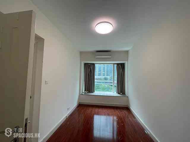 Lohas Park - Lohas Park Phase 2B Le Prime Block 6 05