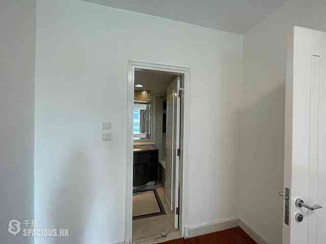 Lohas Park - Lohas Park Phase 2B Le Prime Block 6 06