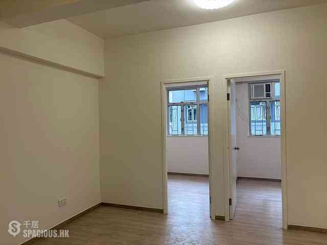 Poho - 18, Square Street 01